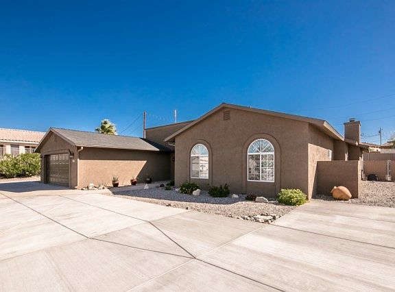 2nd image of 1740 Palo Verde Blvd N