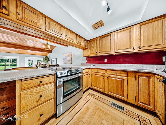 5th image of 3130 Bridle Ln