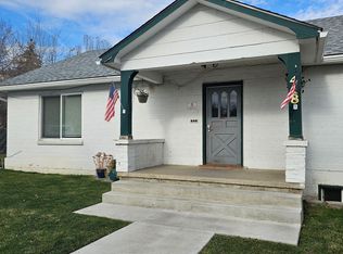 418 SW G St #B, Madras, OR 97741