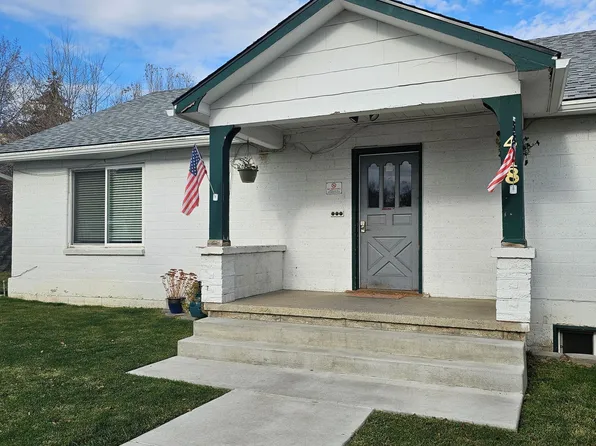 MF080-418 SW G St- CB, 418 SW G St APT C, Madras, OR 97741