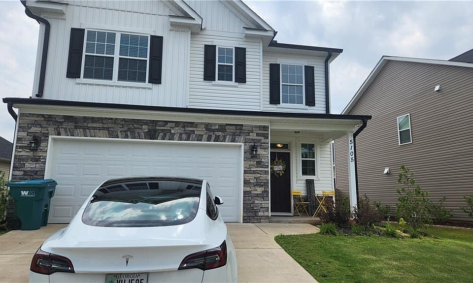 1st image of 5105 Heathbrook Dr