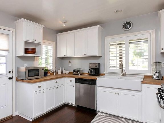 5th image of 3832 Edenhurst Ave