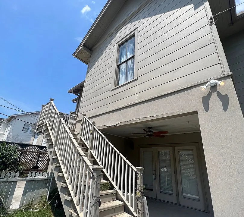 538-40 Lowerline St #540
