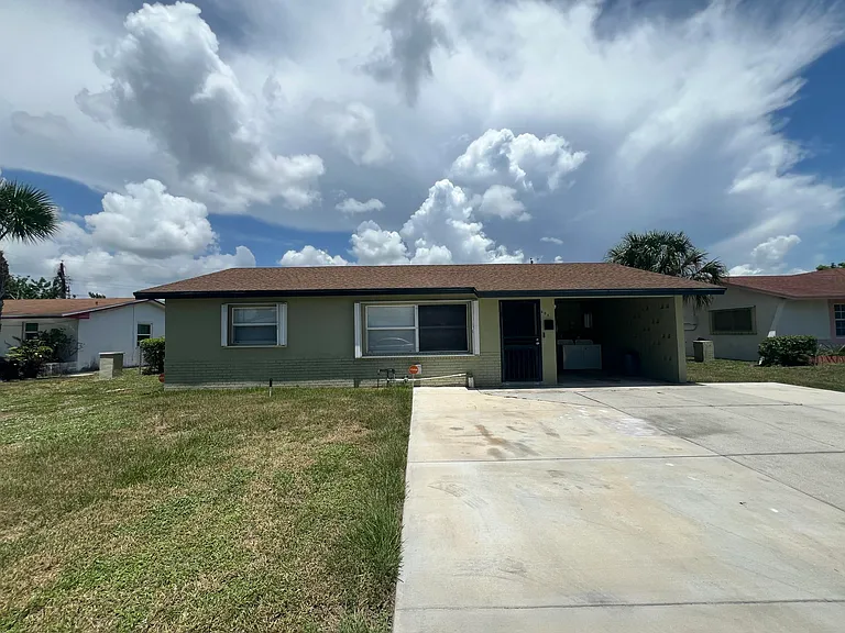 603 Clear Lake Ave — Photo 1