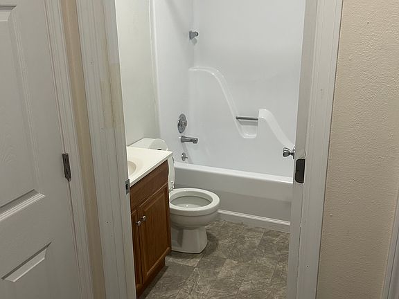 5th image of 7 Lemon Tree Ct #7