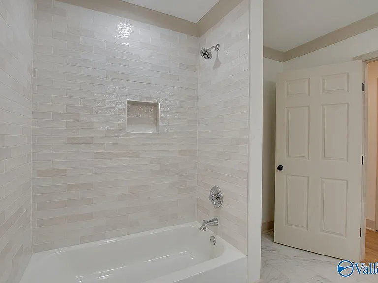 2042 Rosebury Ln SW — Photo 29