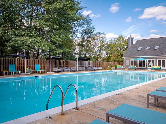 4th image of 7525 Woodside Ln #2725651