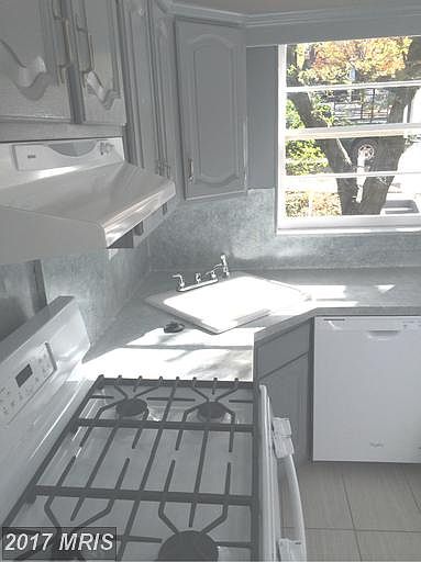 2nd image of 6201 Chinquapin Pkwy