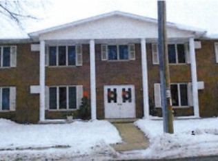 460 S Main St #2, Seymour, WI 54165