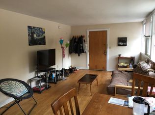172 Cliff St APT 1, Burlington, VT 05401