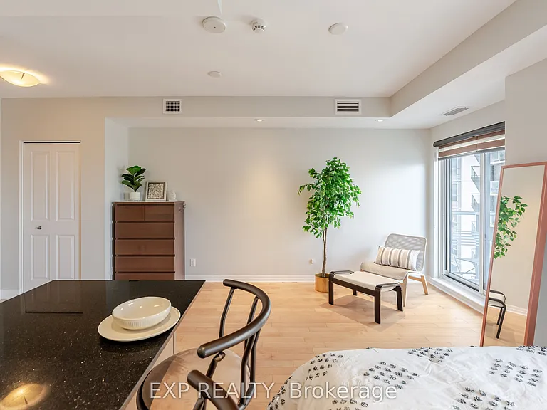 242 Rideau St #2308 — Photo 36