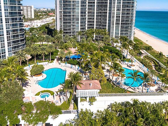 4th image of 3200 N Ocean Dr #705
