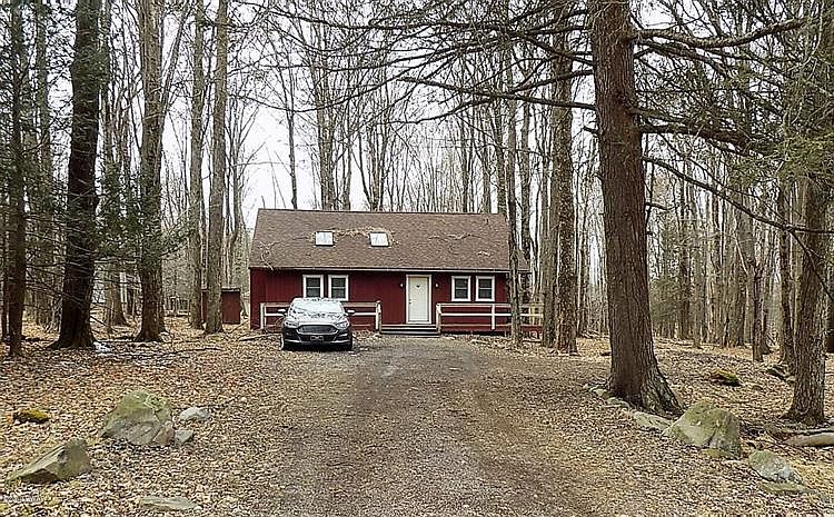 1st image of 546 Parkwood Dr