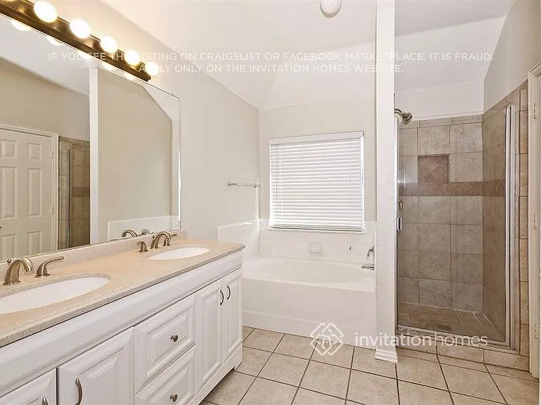 11732 Latania Ln — Photo 15