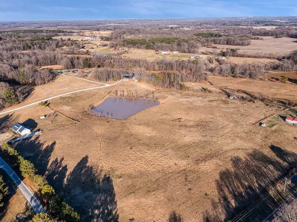 6518 McAdams Rd, Mc Kenzie, TN 38201