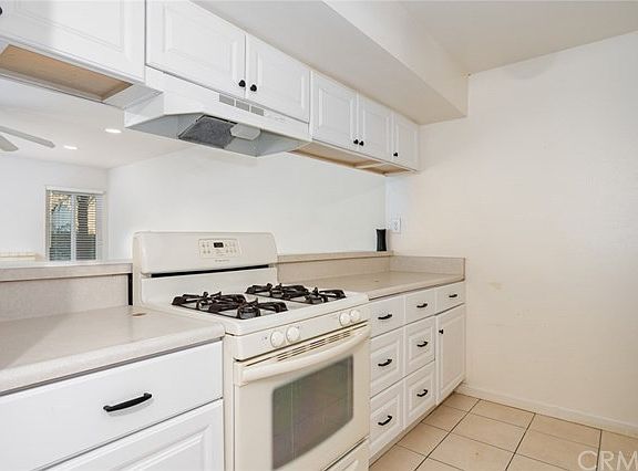 5th image of 1250 Cabrillo Park Dr APT C