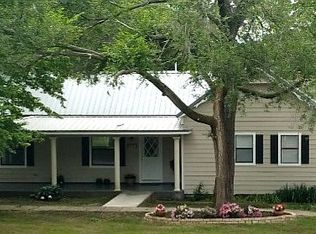 204 S Chautauqua St, Sedan, KS 67361