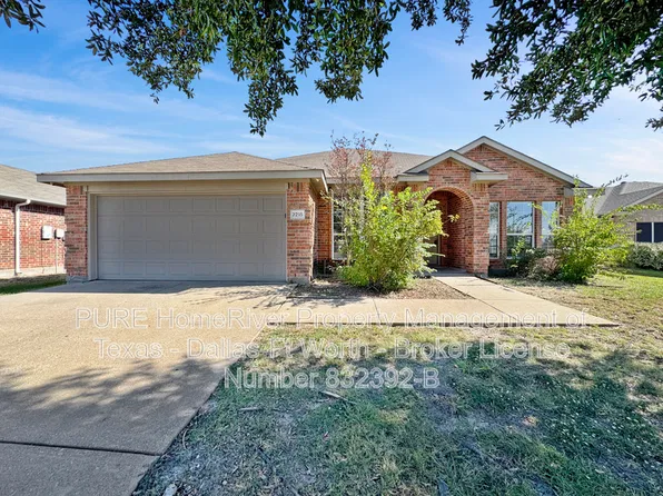 2215 Overton Dr, Forney, TX 75126