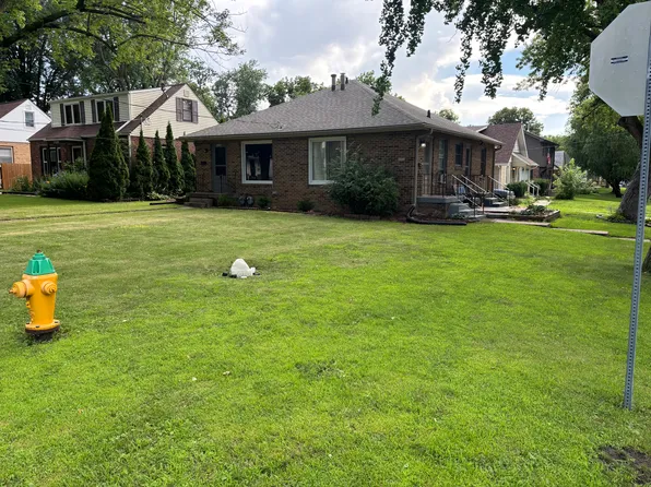 3322 52nd St, Des Moines, IA 50310