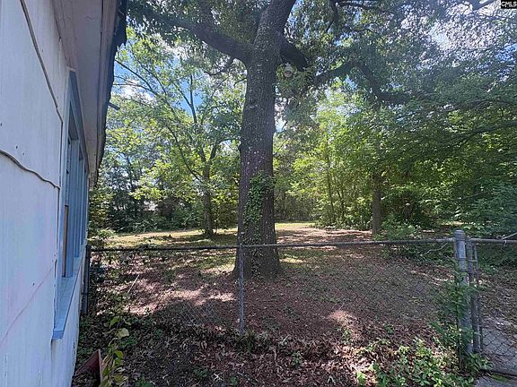 5th image of 817 Colleton St
