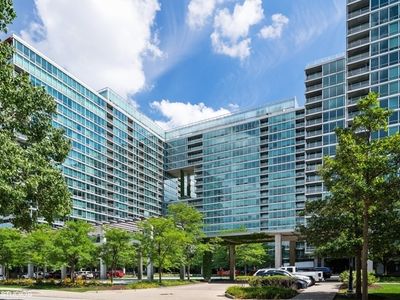 9655 Woods Dr Unit 709, Skokie, IL, 60077