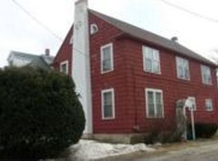 16 Crescent Ln, Barre, VT 05641