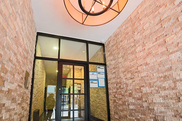 Rented by Platinum Properties | media 7