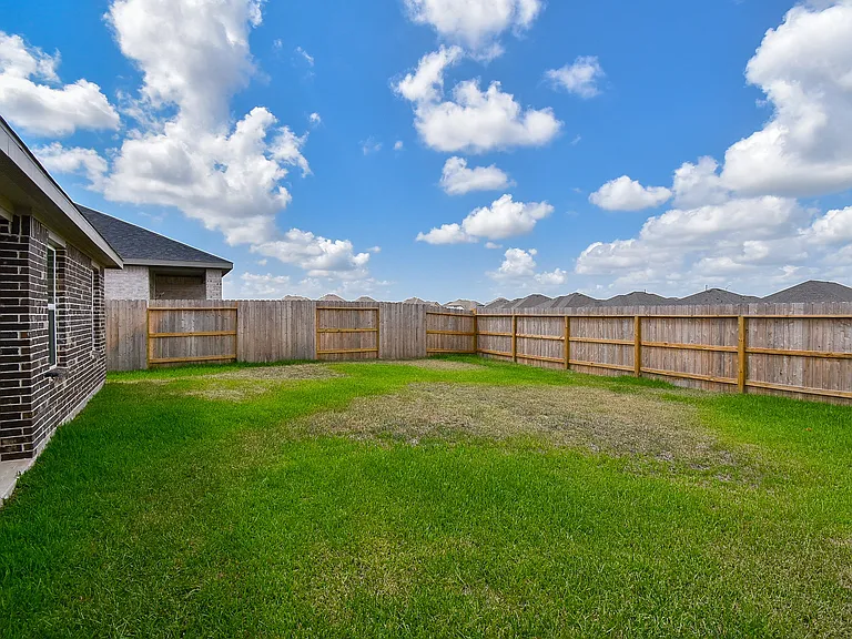 19811 Sparkling Sea Dr — Photo 48