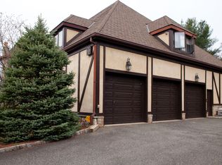 36 Battle Ridge Trl, Totowa, NJ 07512