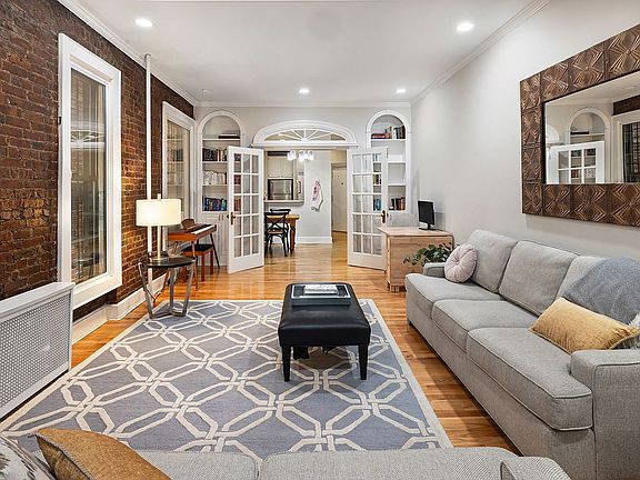 2nd image of 214 W 85th St APT 2W