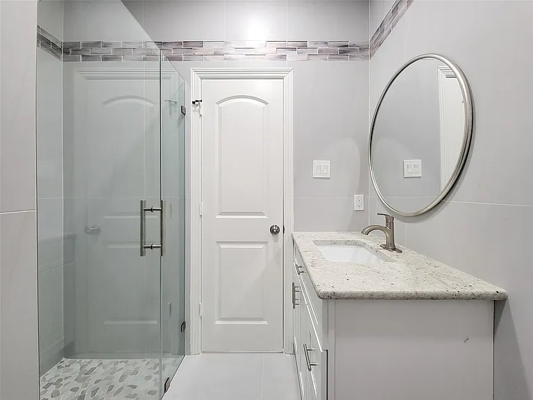 23111 Broad Springs Ct — Photo 9