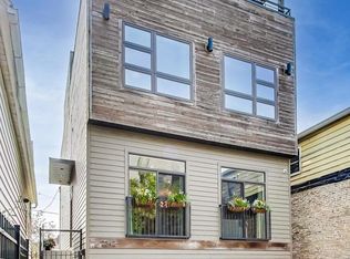 2342 N Maplewood Ave, Chicago, IL 60647