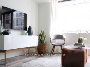 55 Stewart St #426, Toronto, ON M5V 2V1