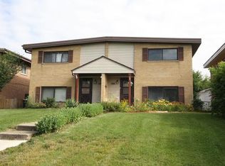 27W106 Cooley Ave, Winfield, IL 60190