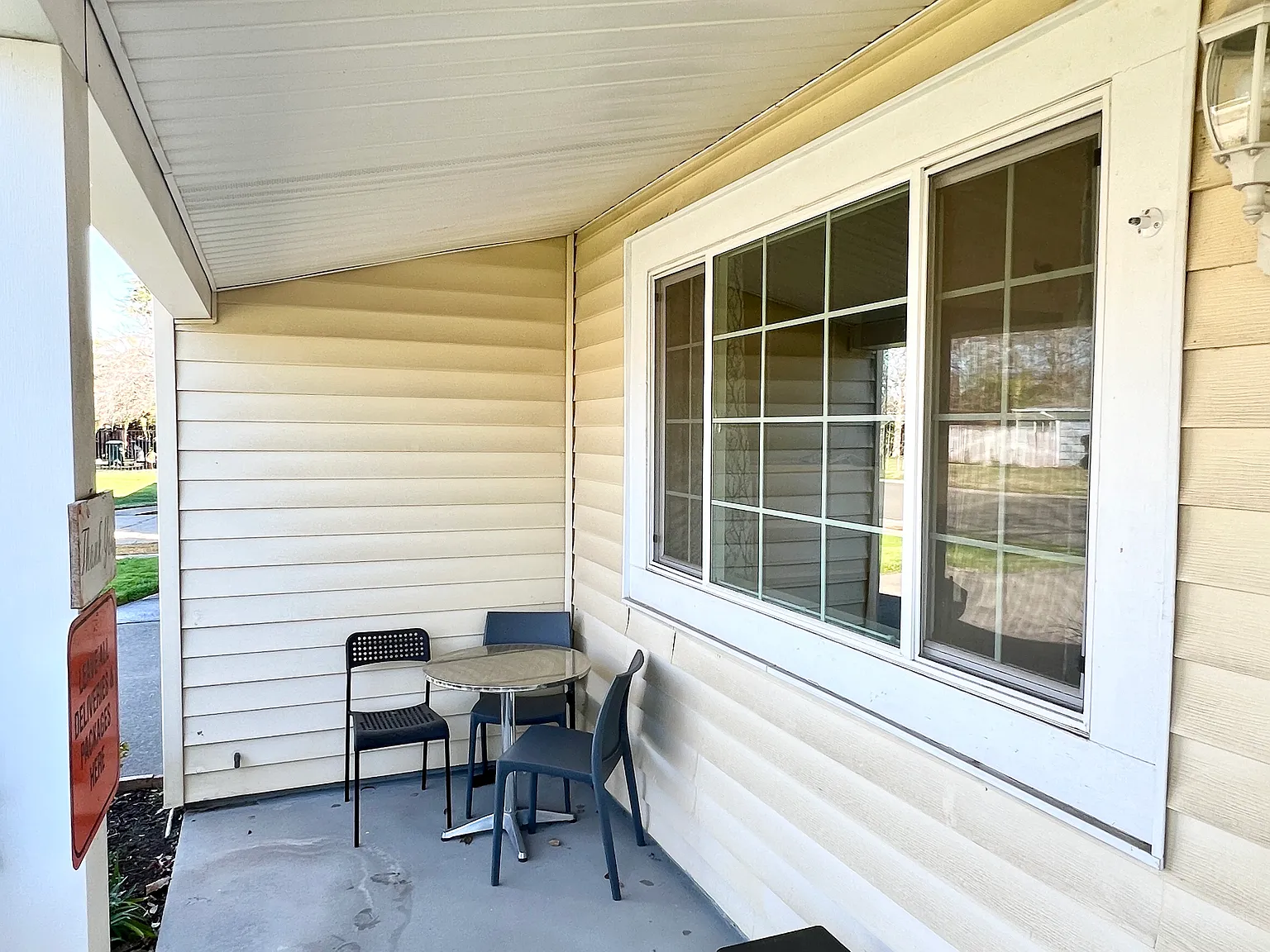 2 bed, 1094 sqft, $2,350 — Photo 3