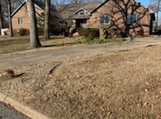1905 E 1st St, Mountain Home, AR 72653