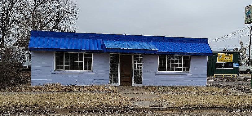 1st image of 207 N Wall St