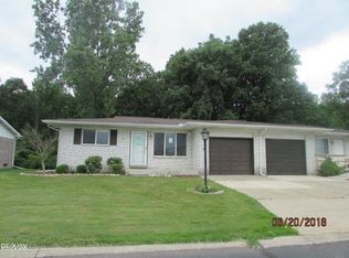47421 Brent Ct, Chesterfield, MI