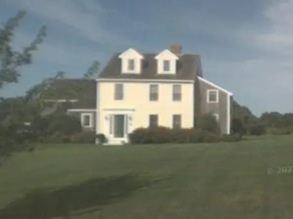 8 Austin Farm Dr, Nantucket, MA 02554