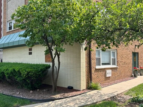 214 S Oak Park Ave APT 2, Oak Park, IL 60302