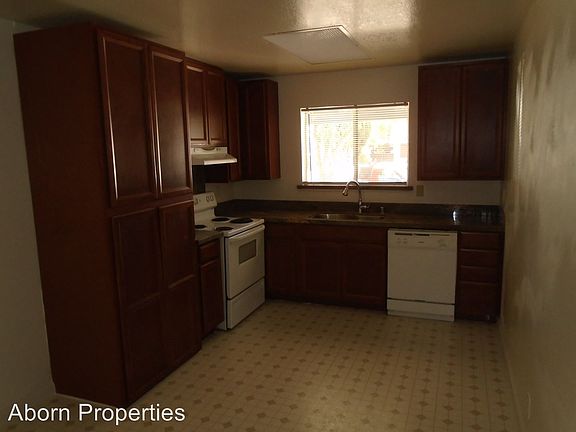 5th image of 1787 Hurstwood Ct