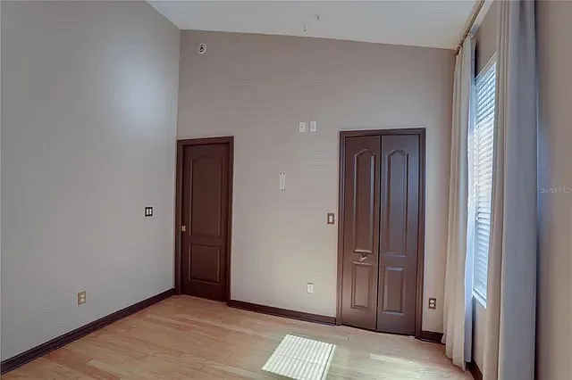 30 N Lawsona Blvd #30 — Photo 3