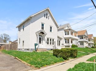 31 Sycamore St, Albany, NY 12208