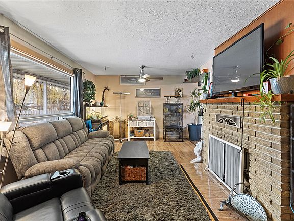 4th image of 4359 Borthwick Ave