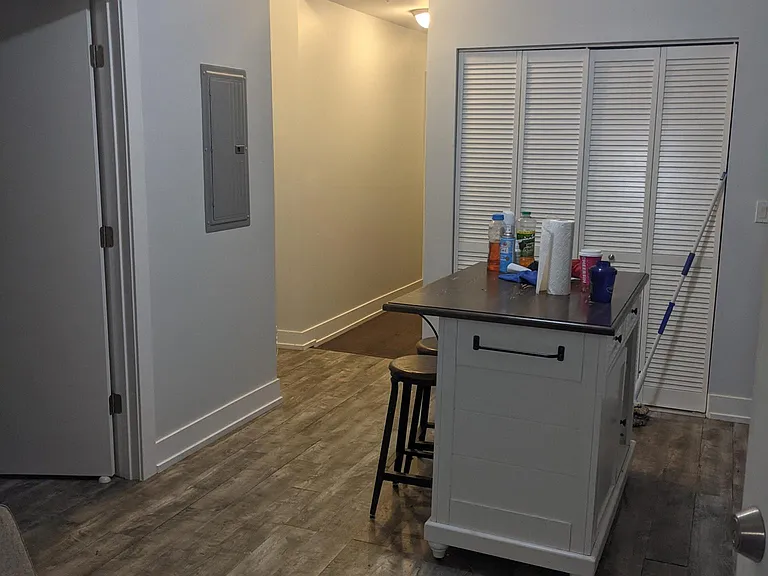 1911 W Estes Ave #1 — Photo 28