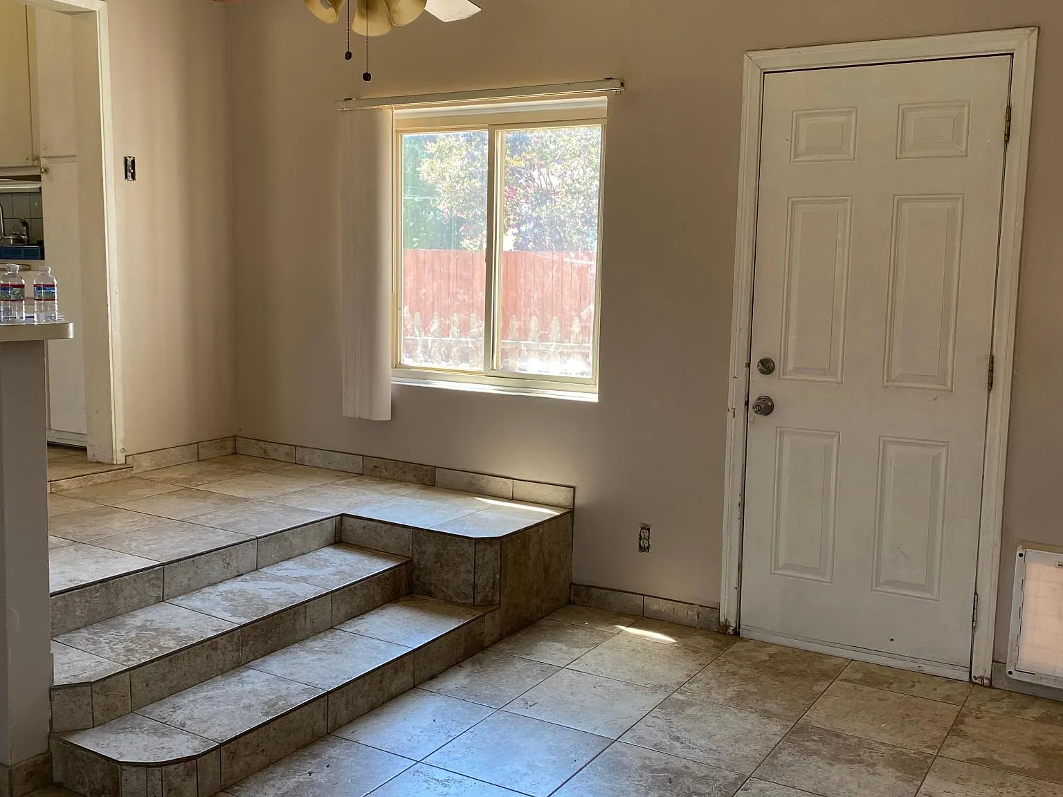 2 bed, 750 sqft, $2,775 — Photo 4