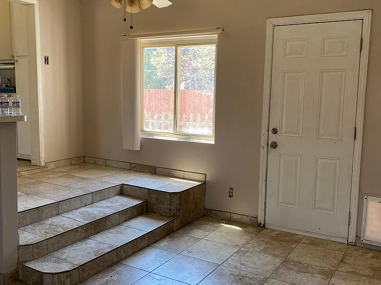 5631 Sprague Ave — Photo 4