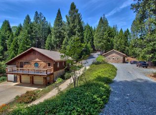 1820 Wyeth Dr, Guntersville, AL 35976