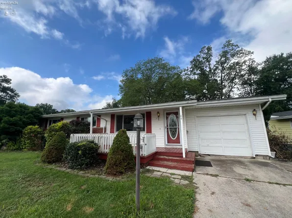 84 Eastwood Dr, Norwalk, OH 44857