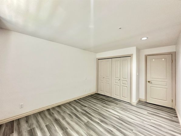 6 bedroom rental in Vancouver — photo 28